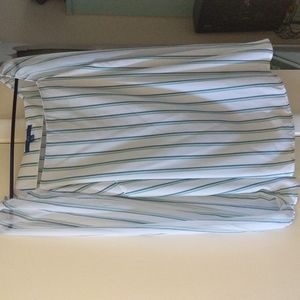 Apt 9 XL white qith two tone green stripes.. flowing and feminine
